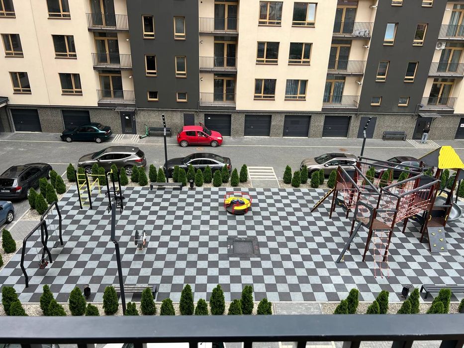 Подобово 1 к. квартира, центр, 6 спальих місць, посуточно Івано-Франкі