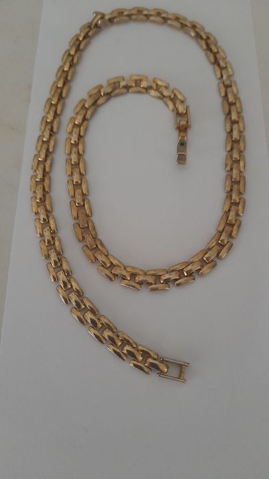 Gargantilha corrente com 40 cm banhada a ouro 18K