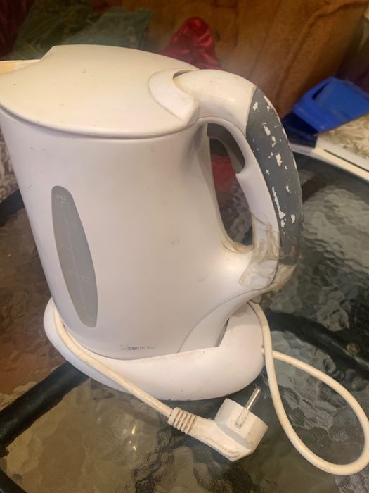 Электрочайник Clatronic