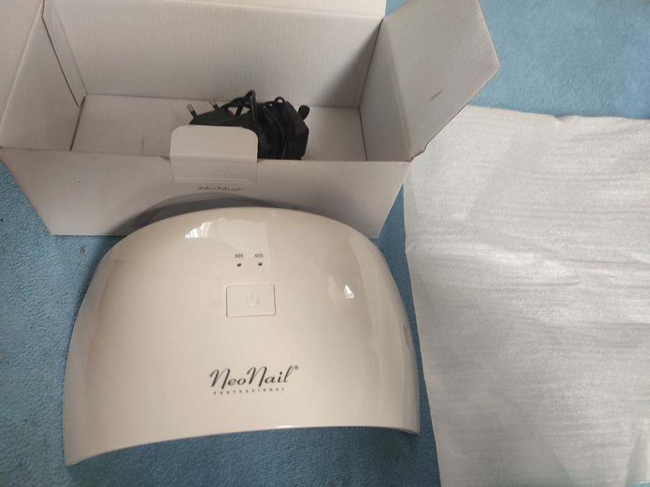 Lampa do paznokci jak nowa