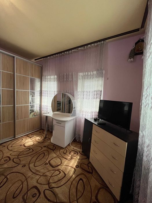 Продається будинок з приватизованою ділянкою 0.44 га. с. Осьмаки біля Мени Чернігівська обл. LD