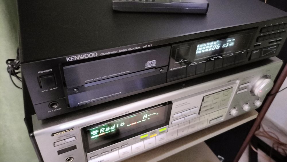 Odtwarza CD Kenwood DP-87 Pilot Super Stan