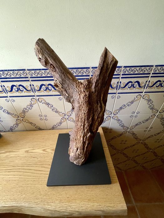 Escultura em madeira