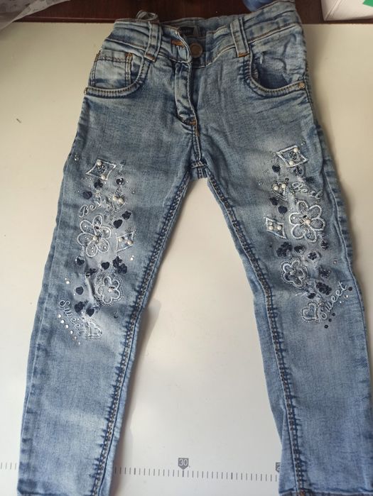 Детские джинсы + подарок