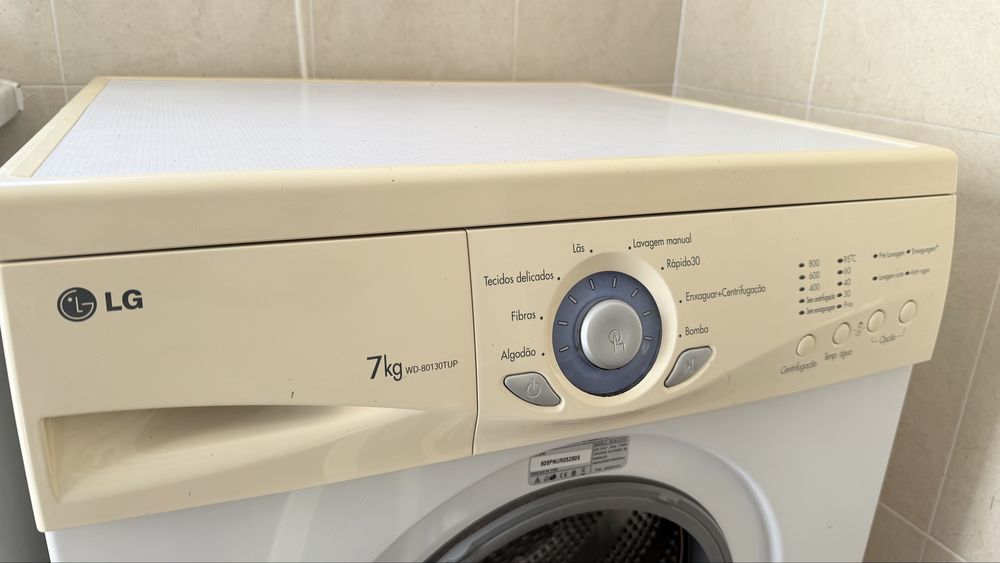 Maquina lavar roupa LG 7KG