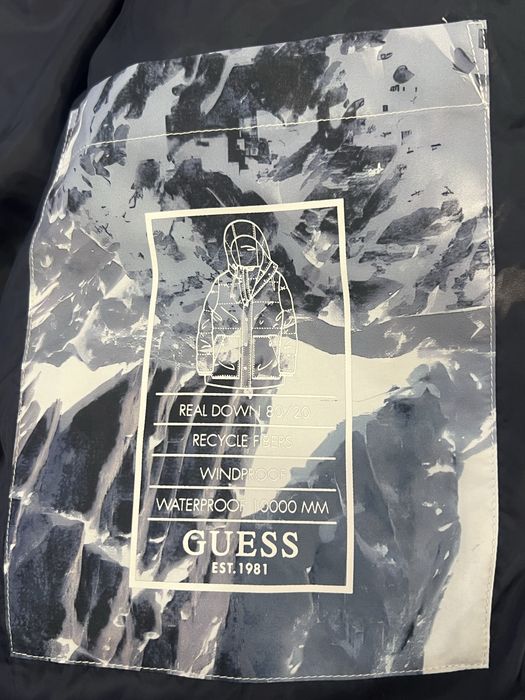 Puffer jacket Guess