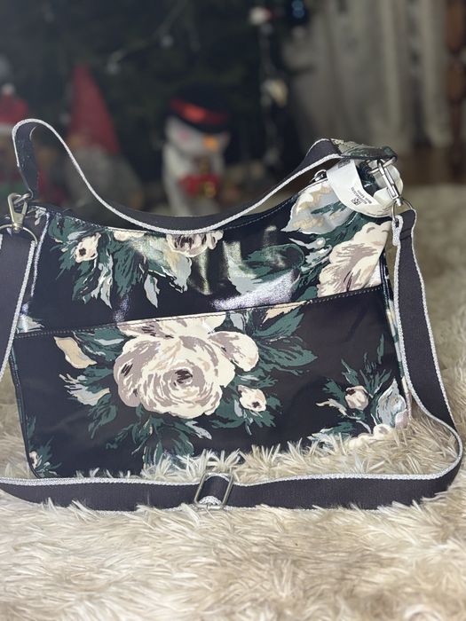 Сумка Cath Kidston з квітковим принтом та регульованими ремінцями