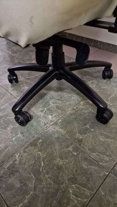 Компьютерное кресло