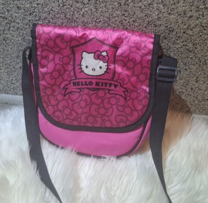 Różowa, młodzieżowa torba na ramię hello kitty