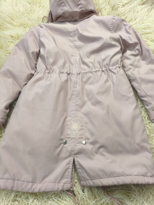 Парка для дівчинки