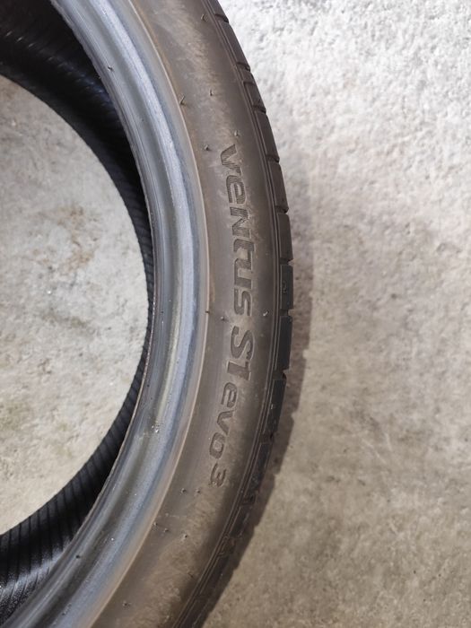 Pneu Hankook 255/35R19
