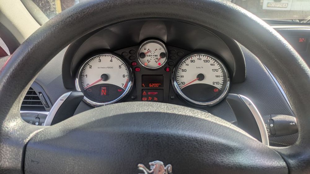 Продам Peugeot 207