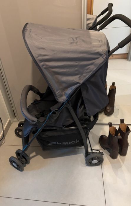 Wózek spacerowy typu parasolka Hauck bardzo lekki idealny do samolotu