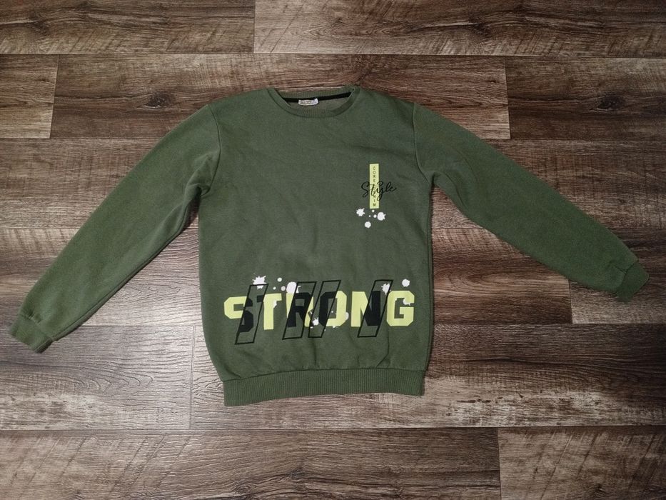 Зелёный мужской батник