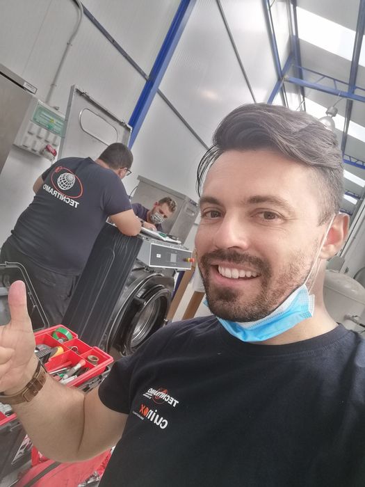 Lavandaria self service low cost / lares restaurantes hospital