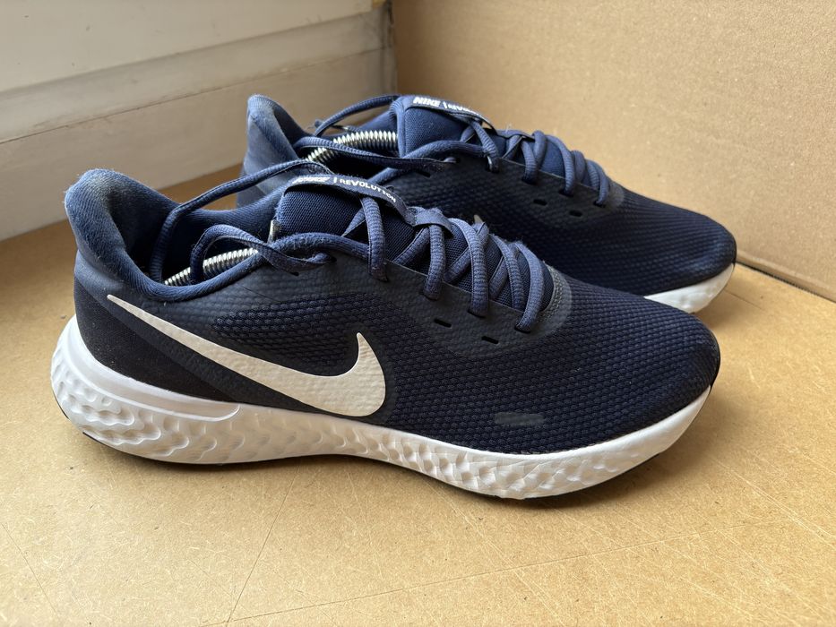 Męskie buty do biegowe Nike Revolution 5, rozmiar 45 (BS-067)
