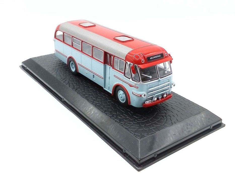 Volvo B 616 (1953) - skala 1:72 - Atlas