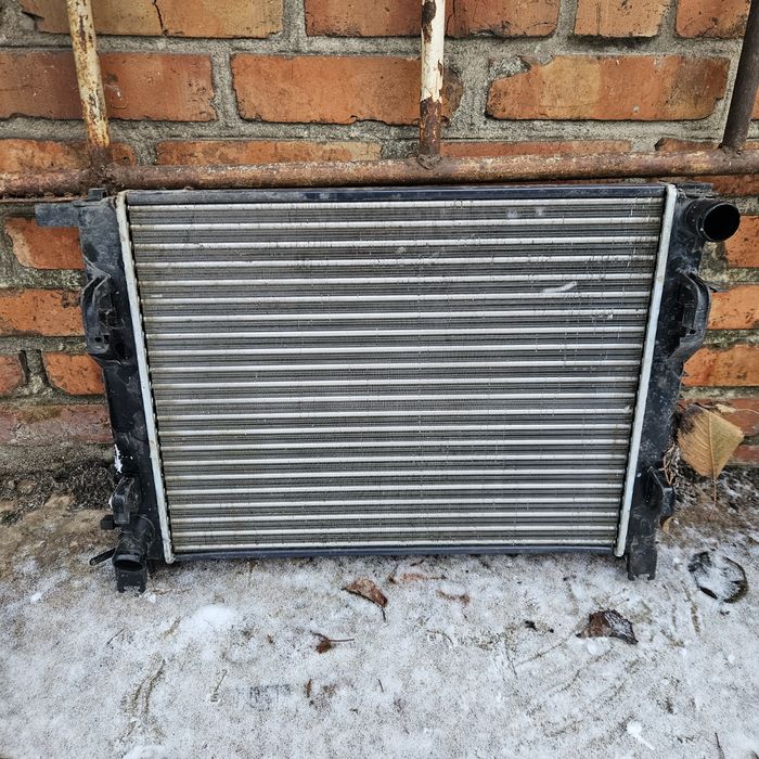 Радіатор охолодження 2021 Renault duster 2