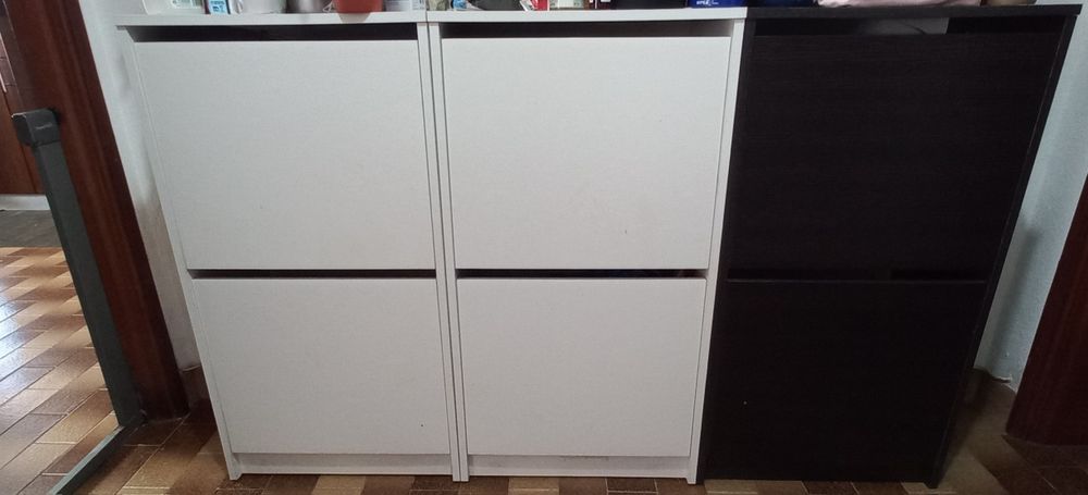 Sapateiras ikea  brancas e preta