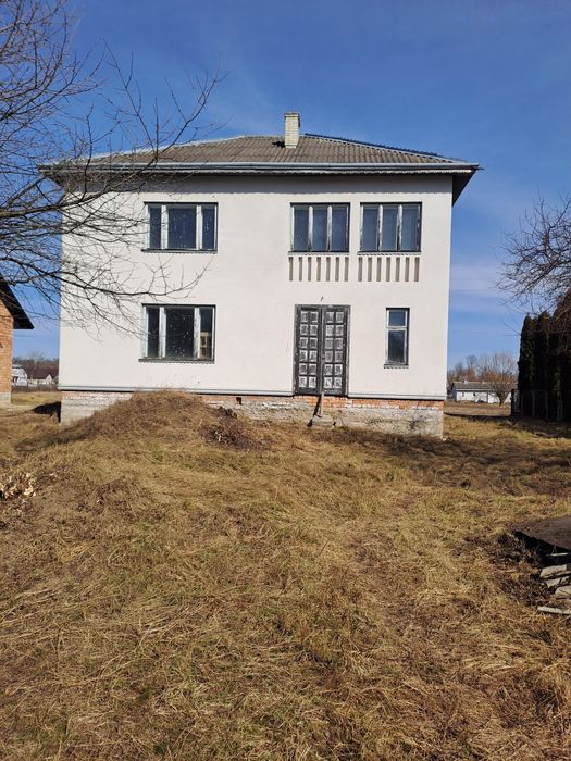 Продається будинок ( незавершене будівництво)