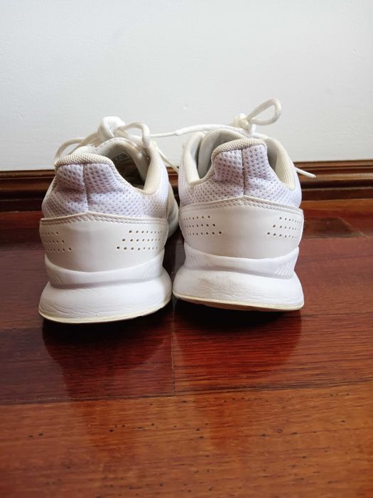 Sapatilhas de corrida da Adidas