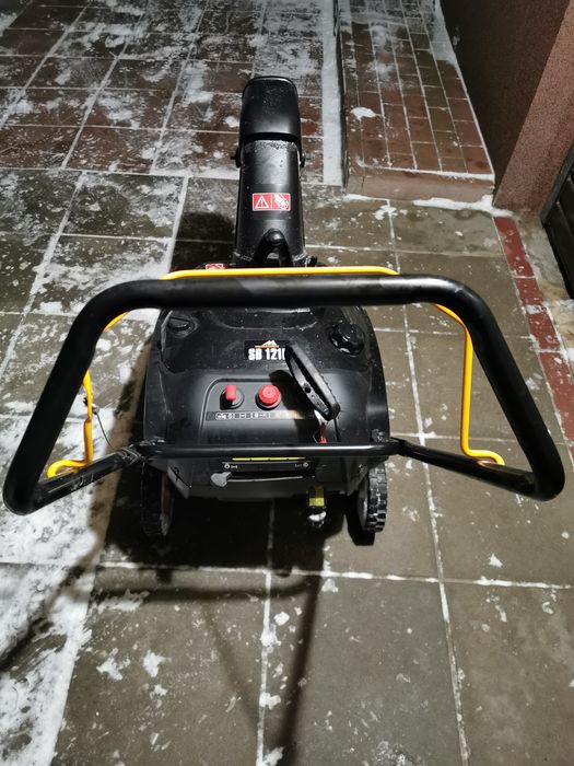 Odśnieżarka spalinowa