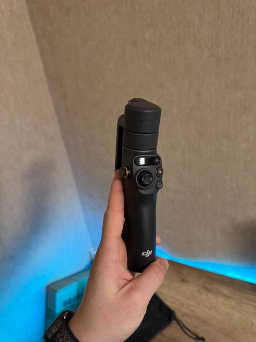DJI Osmo Mobile 6