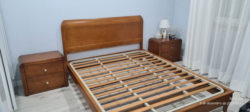 Cama com 2 cabeceiras