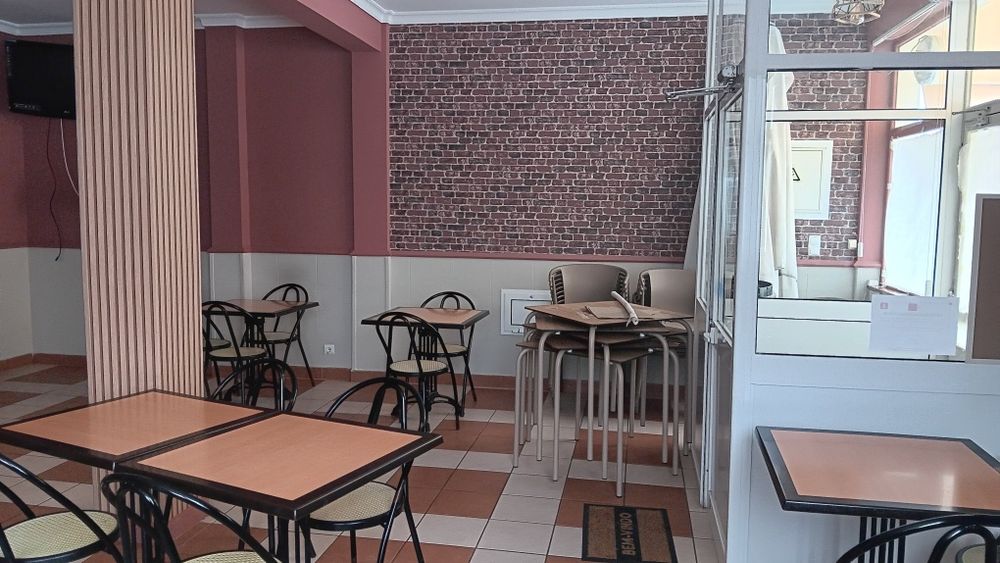 Arrenda-se Espaço Comercial Remodelado - Restaurante Vinha d'Alho - Aldeia de Joanes