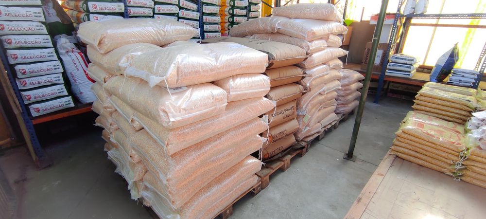 Rações milhos frangos coelhos porcos cabras poedeiras 5 e 25kg