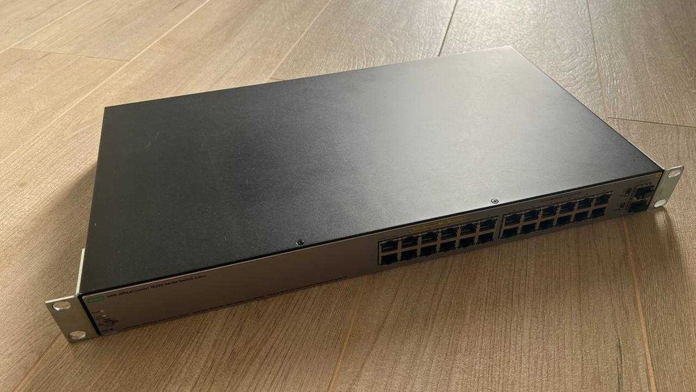 Керований комутатор HP 1920s 24G PPoE+ (185 Вт) гігабітний (JL384A)