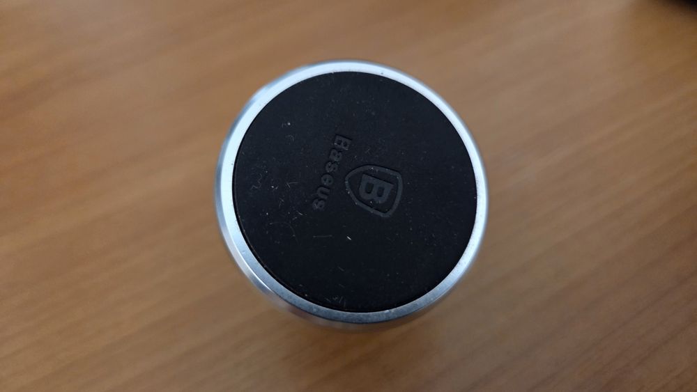 Тримач для телефону в авто