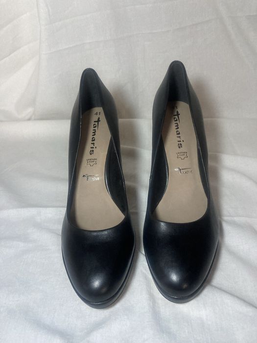 Продам жіночі туфлі