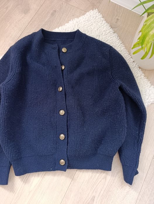 Sweter cieplutki z domieszką welny