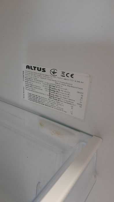 Холодильник Altus