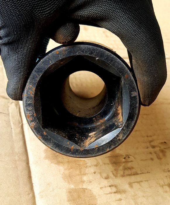 Nasadka udarowa 6​0 mm HEX 1" do klucza pneumatycznego stalowa NOWA