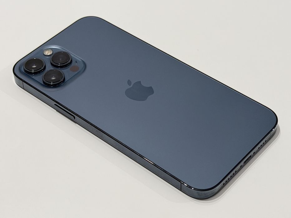 Iphone 12 Pro Max ( Oferta 18 capas )