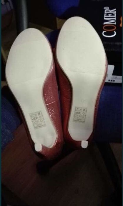 Brokatowe szpilki NOWE