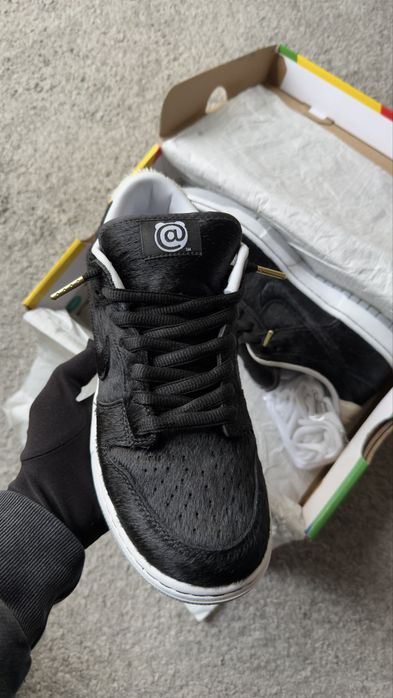 Nike SB Dunk Low x Medicom Toy EU41