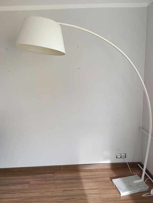 Lampa podłogowa Laforma