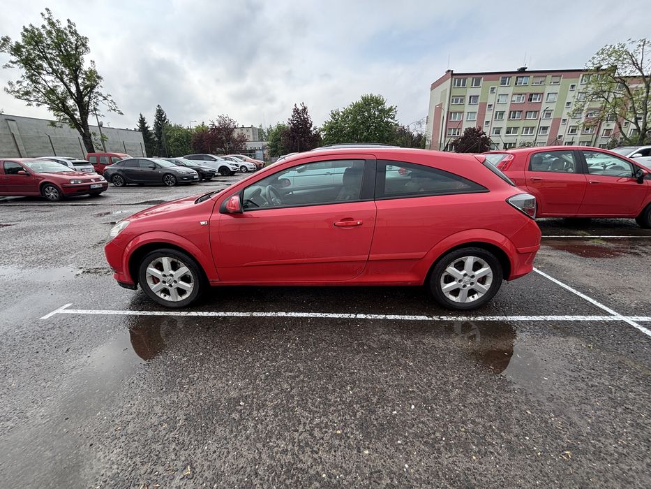Opel Astra H GTC 2005r 150km