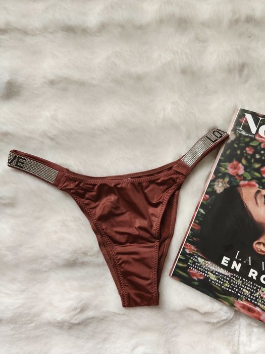 Satynowe figi damskie nowe z cyrkoniami