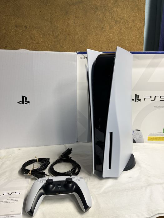Продам Sony Playstation 5/PS5