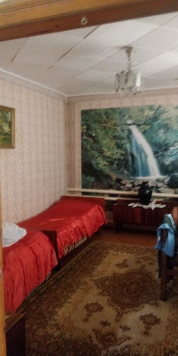 Продається  дачний будинок