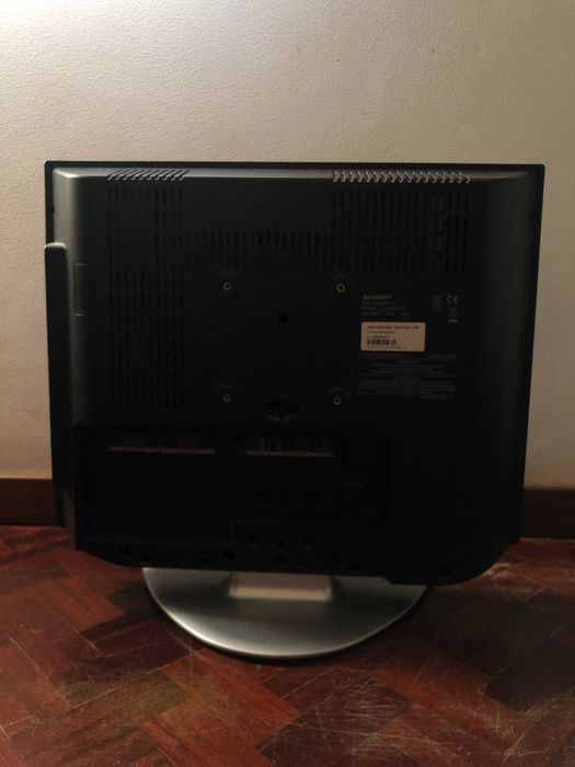 Televisão pequena Sharp