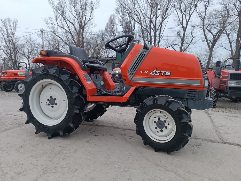 Японський мінітрактор.Трактор Кубота.