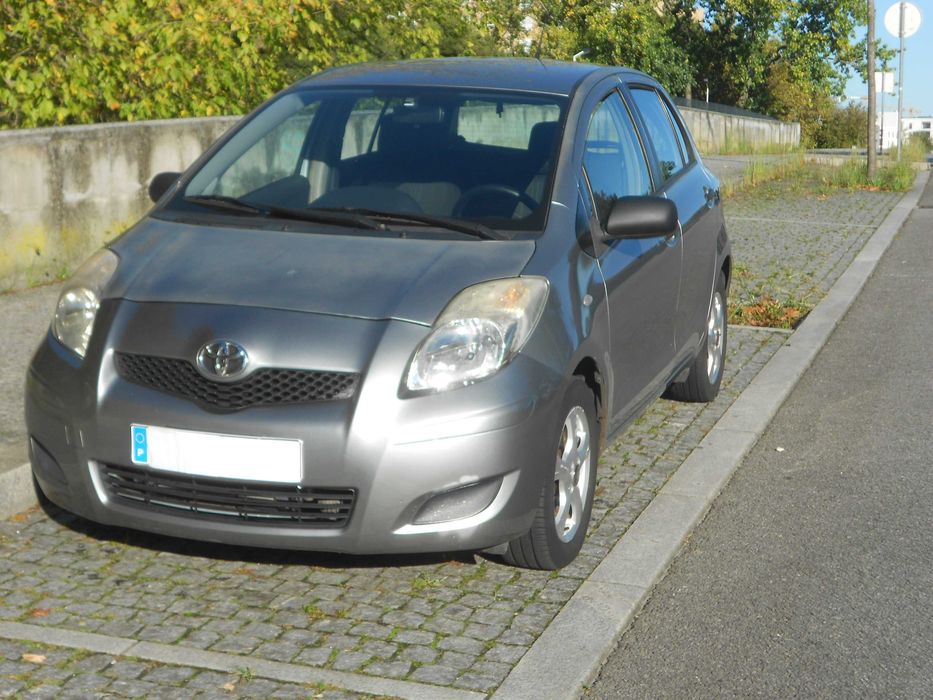 TOYOTA  YARIS  1.4  SOL  D-4D   90 Cv c/  AC  e  Filtro de Partículas