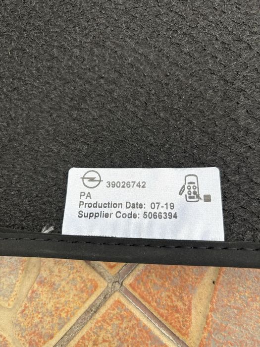 Dywaniki Welurowe Opel Mokka Oryginalne