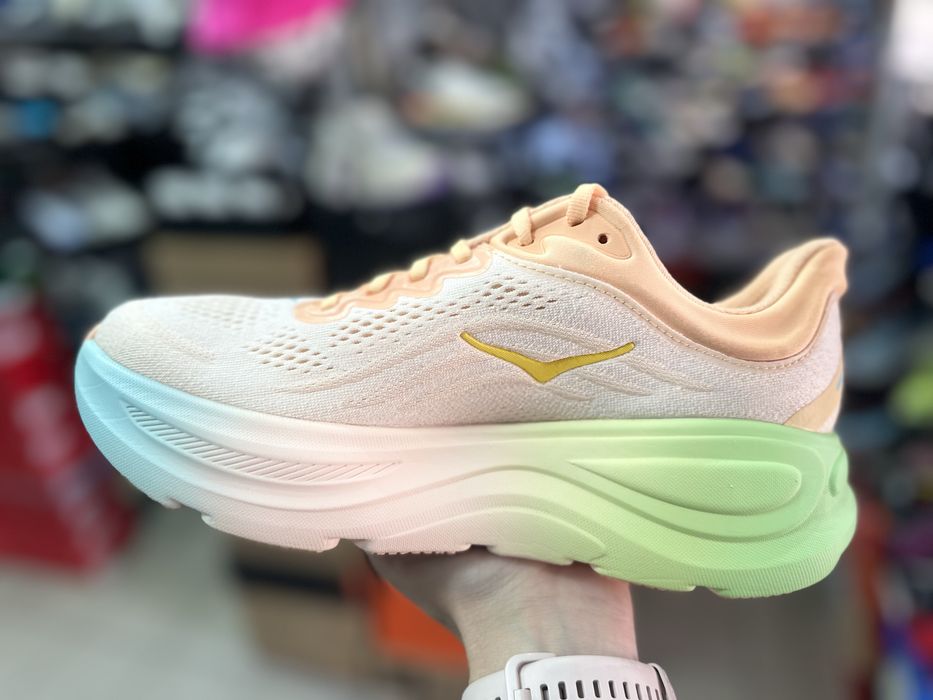 Кросівки Hoka Bondi 9 frost pale tangerine ( РОЗМІР 39 1/3, 40 2/3, 42