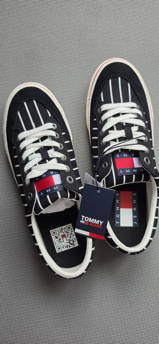 Tommy Jeans trampki 43
